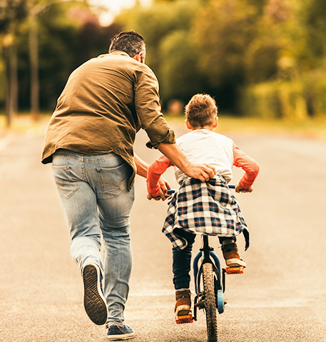 Comment apprendre à son enfant à faire du vélo ? 