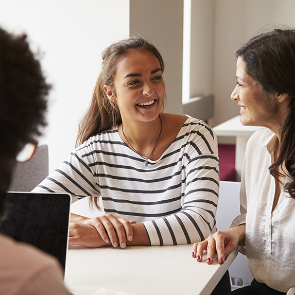 Aides financières garde enfants à domicile
